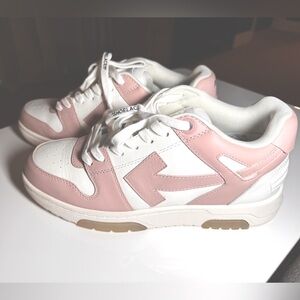 Off White Out Of Office Women’s Leather Sneakers Size 40